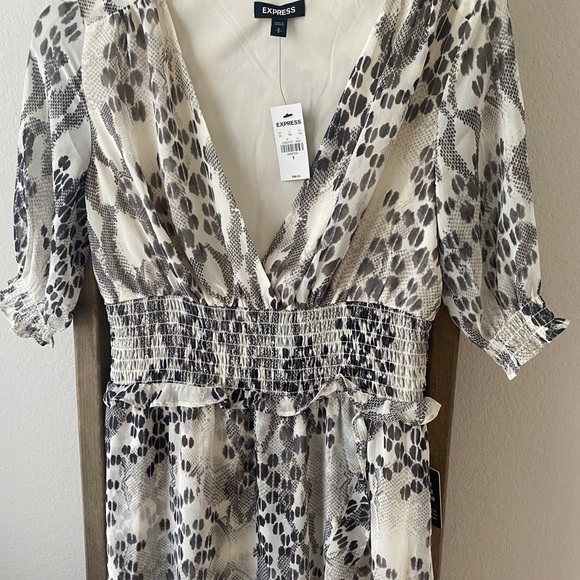 NWT EXPRESS HIGH-LOW DRESS - Picture 3 of 8